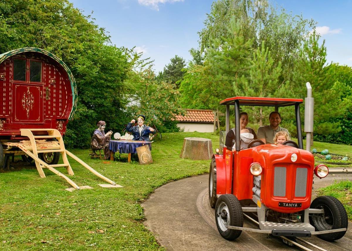 Wild Acre Village At Sundown Adventureland Retford Exteriér fotografie